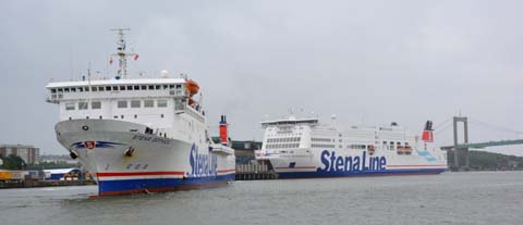 Ankunft des Kiel-F&auml;hre